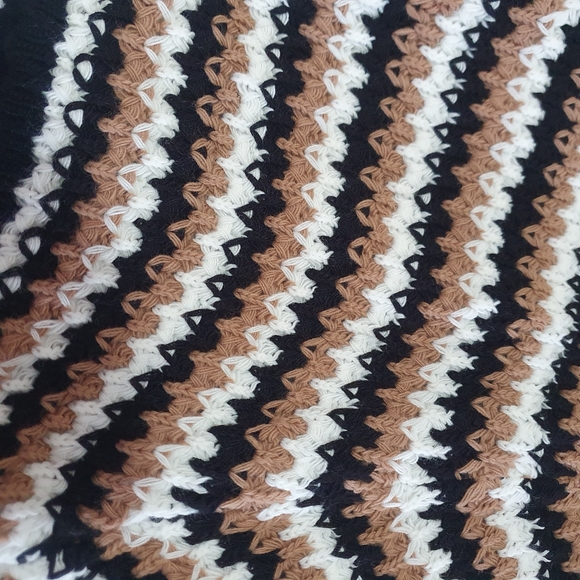 NWT shorts knit wear set loungewear.Brown/white size 12 - Picture 3 of 3